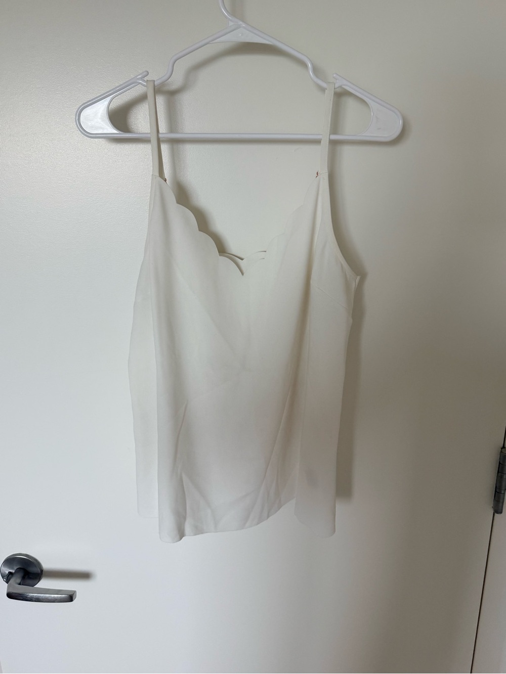 Ted Baker Women's Scallop V-Neck Camisole Tank Top - White